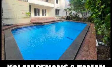 Di Sewakan rumah Kemang swim pool