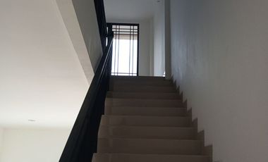 DISEWAKAN RUKo GREEN LAKE CITY - RUKO KOREAN TOWN GANDENG ( 9 ) UNIT BRAND NEW