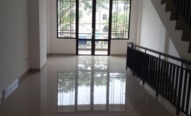 DISEWAKAN RUKo GREEN LAKE CITY - RUKO KOREAN TOWN GANDENG ( 9 ) UNIT BRAND NEW