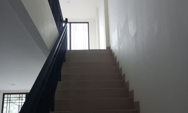 DISEWAKAN RUKo GREEN LAKE CITY - RUKO KOREAN TOWN GANDENG ( 9 ) UNIT BRAND NEW