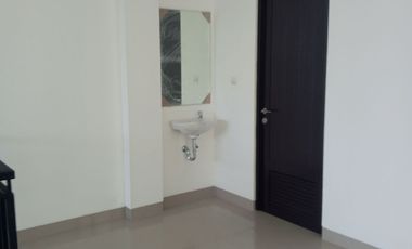 DISEWAKAN RUKo GREEN LAKE CITY - RUKO KOREAN TOWN GANDENG ( 9 ) UNIT BRAND NEW