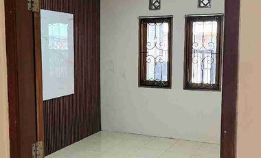 Cihanjuang Cimahi Rumah Terawat Siap Huni Disewakan