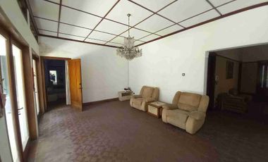 Sewa Rumah Heritage Sayap Dago Cocok Utk Usaha