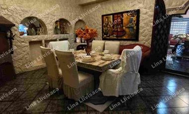 Vendo casa esquinera de una planta y media de 4 dormitorios en la Alborada XI etapa