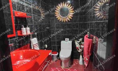 Vendo casa esquinera de una planta y media de 4 dormitorios en la Alborada XI etapa