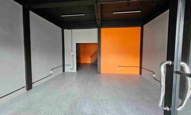 rumah bulatan dan footsal di Harapan raya.