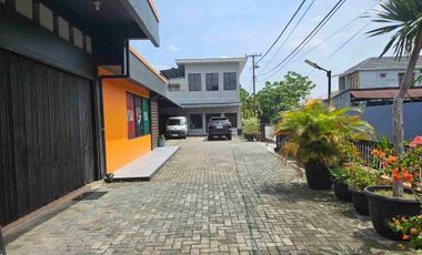 rumah bulatan dan footsal di Harapan raya.
