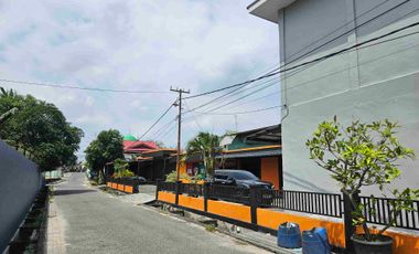 rumah bulatan dan footsal di Harapan raya.