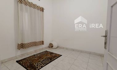 DIJUAL RUMAH 2 LANTAI  DI JOGJA AREA HOTEL HYATT