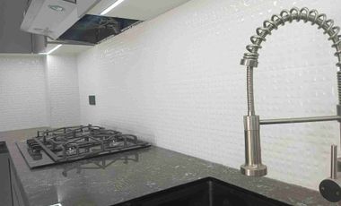 VENDO CASA INDEPENDIENTE, CON ACABADOS DE LUJO