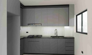 VENDO CASA INDEPENDIENTE, CON ACABADOS DE LUJO