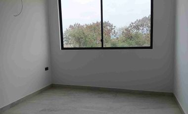 VENDO CASA INDEPENDIENTE, CON ACABADOS DE LUJO