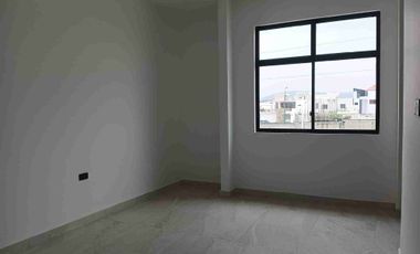 VENDO CASA INDEPENDIENTE, CON ACABADOS DE LUJO