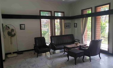 Dijual Rumah Jalan Raya Darmo Permai Timur