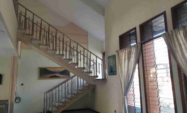 Dijual Rumah Jalan Raya Darmo Permai Timur