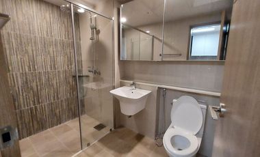 STUDIO UNIT CONDOMINIUM FOR SALE IN D