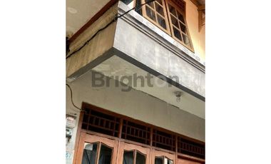 Rumah Minimalis 2 Lantai Akses Mudah Dijangkau Petukangan Utara