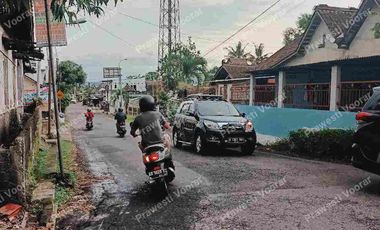 Jual Tanah Bonus Rumah Lama di Kalasan Sleman