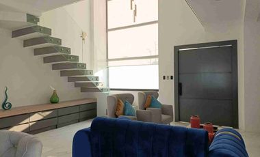 VENDO CASA DE LUJO CON HABITACIÓN EN PLANTA BAJA Y PISCINA