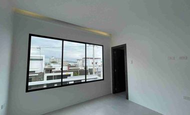 VENDO HERMOSA CASA INDEPENDIENTE, APLICA A CRÉDITO MITI MITI