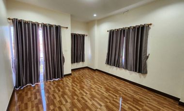 80571 - ขายบ้านเดี่ยว 2 ชั้น หมู่บ้านเทพนคร นิคมเกตเวย์ฉะเชิงเทรา 68 ตารางวา 3 ห้องนอน 2 ห้องน้ำ
