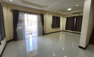 80571 - ขายบ้านเดี่ยว 2 ชั้น หมู่บ้านเทพนคร นิคมเกตเวย์ฉะเชิงเทรา 68 ตารางวา 3 ห้องนอน 2 ห้องน้ำ