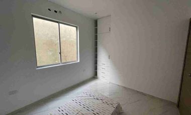 VENDO CASA DE UN SOLO PISO, CON LOSA, DENTRO DE URBANIZACIÓN, CRÉDITO MITI MITI