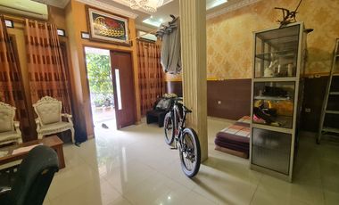 Ruko dijual 2 Lt. Siap Usaha, Wisama Asri, 8 Menit Stasiun Bekasi