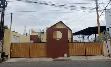 RUMAH DAN TEMPAT USAHA DEPAN SETASIUN PURWOKERTO