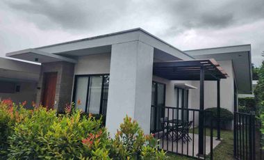 Two Bedroom Bungalow House for rent inside Clark Freeport zone pampanga