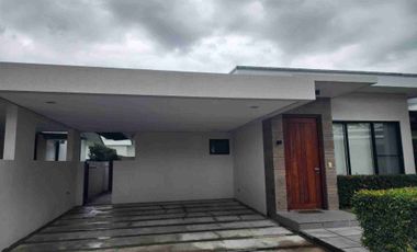 Two Bedroom Bungalow House for rent inside Clark Freeport zone pampanga
