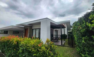 Two Bedroom Bungalow House for rent inside Clark Freeport zone pampanga