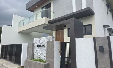 House and Lot for Sale in Green Meadows Phase 2, The Orchard Golf & Country Club, Dasmariñas Cavite, Philippines