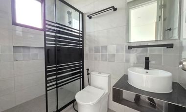 House and Lot for Sale in Green Meadows Phase 2, The Orchard Golf & Country Club, Dasmariñas Cavite, Philippines