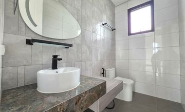 House and Lot for Sale in Green Meadows Phase 2, The Orchard Golf & Country Club, Dasmariñas Cavite, Philippines