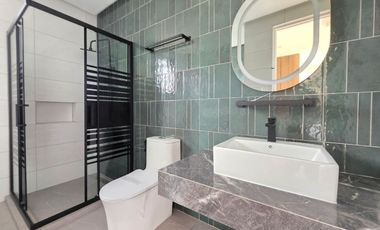 House and Lot for Sale in Green Meadows Phase 2, The Orchard Golf & Country Club, Dasmariñas Cavite, Philippines