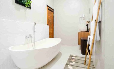 BUC 5 Bedroom Villa Cantik Fully Furnished and equipped SHM IMB strategis