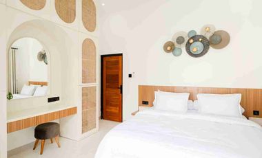 BUC 5 Bedroom Villa Cantik Fully Furnished and equipped SHM IMB strategis