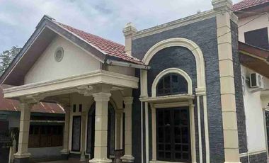 DI JUAL RUMAH MEWAH POROS JALAN KENDARI-UNAAHA