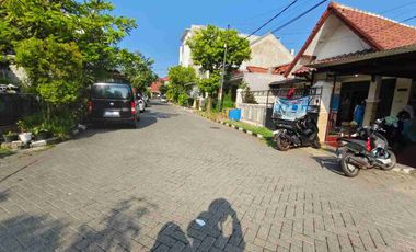 Babatan Pratama wiyung  siap Huni dkt citraland pakuwon