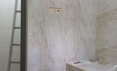 Di sewakan Gudang permanent bangunan  baru di jatiasih.  Bekasi.