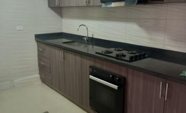 VENDO HERMOSO APARTAMENTO EN BARRIO EL PRADO UBICADO CERCA UNIVERSIDADES Y CENTROS COMERCIALES CON PARQUEADERO Y 3 ALCOBAS