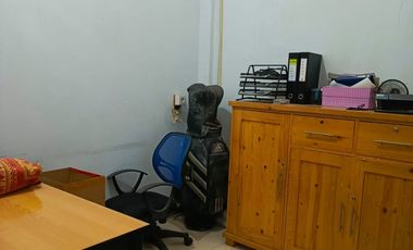 Dijual Cepat Kantor Bus Pariwisata PO Deborah Jln. Margonda Raya Depok.