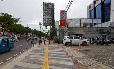 Dijual Cepat Kantor Bus Pariwisata PO Deborah Jln. Margonda Raya Depok.