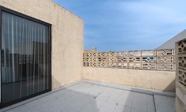 Local COMERCIAL en Guadalupe con Infraestructura para Cámara Fría (1 Cuarto Aislado). Ideal Florería/Farmacia. Uso de suelo Comercial.