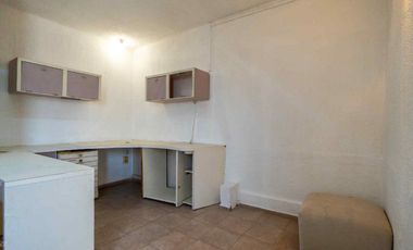 Local COMERCIAL en Guadalupe con Infraestructura para Cámara Fría (1 Cuarto Aislado). Ideal Florería/Farmacia. Uso de suelo Comercial.