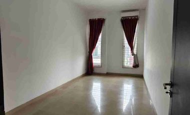 Disewakan Rumah Mewah Siap Huni di Mekar Wangi