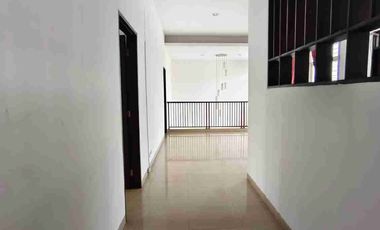 Disewakan Rumah Mewah Siap Huni di Mekar Wangi