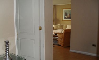 ARRIENDO LINDO DEPTO AMOBLADO (503)CERCA METRO ESC. MILITAR
