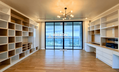 Luxury 4 Bedroom Villa in Clark For Sale with Panoramic Views near Golf Course Sun Valley D'heights